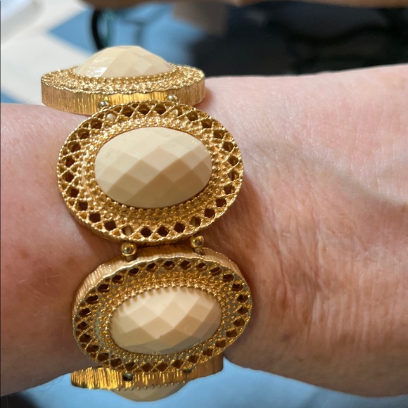 Gold stretch bracelet lot, lot of 4, beautiful - Picture 11 of 12